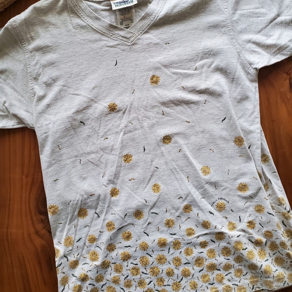 VINTAGE Northern Reflections V-neck Sunflower Grey T-shirt - Picture 5 of 7